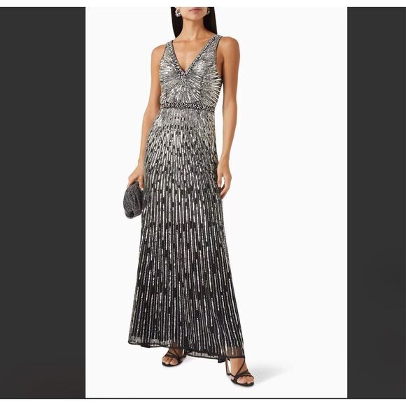 Mac Duggal 5483 - Sleeveless Sequin Evening Dress size 12 NWT - Picture 1 of 8